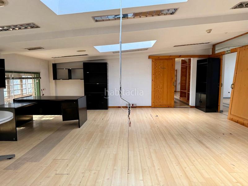 Foto 42c125ec-e057-44a0-99b0-c1e071361016. Bâtiment à usage industriel dans Cacicedo Camargo