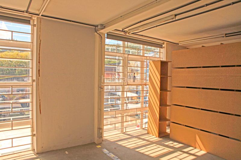 Foto bfc19d73-0a09-46a6-9a49-7ef9967e40ac. Bâtiment à usage industriel dans Cacicedo Camargo