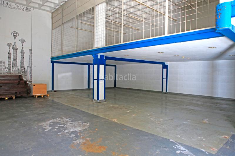 Foto f84f98ba-bc7b-4c2d-ad5b-f2d6577c3b55. Bâtiment à usage industriel dans Cacicedo Camargo