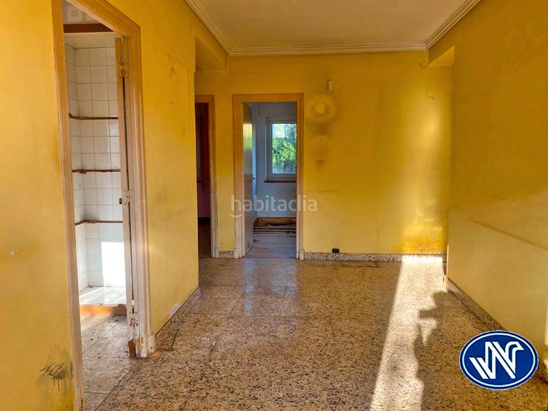 Foto 696d8d1a-26f0-42ab-b194-c11cf79b1f9f. Casa  individual con amplia parcela para reformar en Molledo