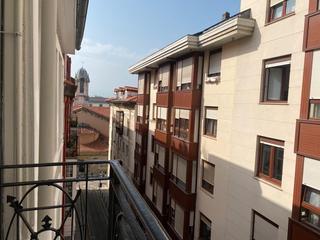 Pis  Calle pizarro 6. Piso en el centro de santander de 3 habitaciones