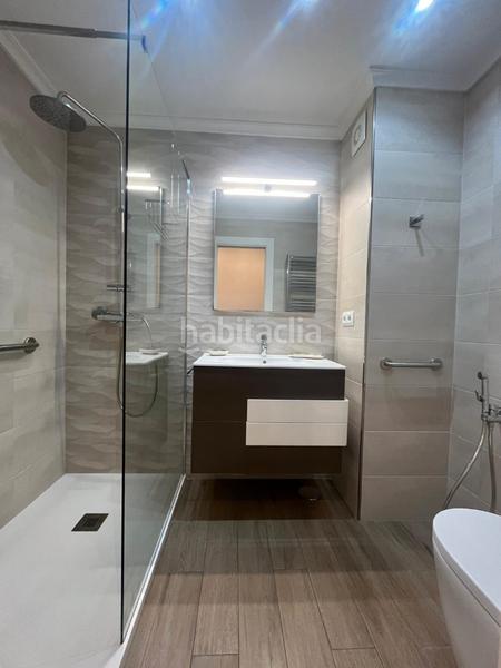 Foto 0fe17b2c-54c1-4132-a165-0d7d96fb0900. Location appartement dans calle jesús de monasterio 2 dans Santander