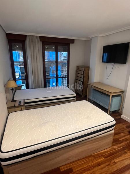 Foto 7bfd86d4-506f-4ac7-af3e-38ddb4049af3. Location appartement dans calle jesús de monasterio 2 dans Santander