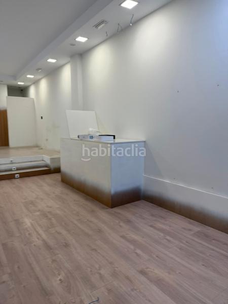 Foto 4c4de3f3-e400-429c-bd75-bb8ea9573b93. Lloguer local comercial a calle calvo sotelo 17 a Santander
