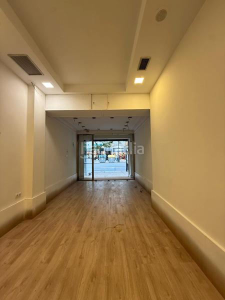 Foto 4cbba080-a910-4680-8921-94a6a38480f6. Rent business premise in calle calvo sotelo 17 in Santander