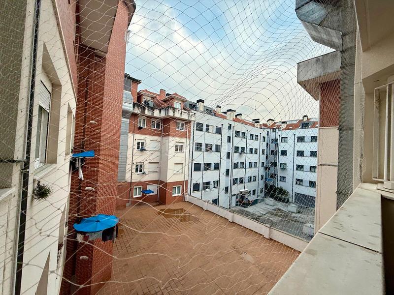 Foto e808bcfa-e1e4-414d-9b61-5fe20a694e61. Pis amb aparcament a Alisal - San Román Santander