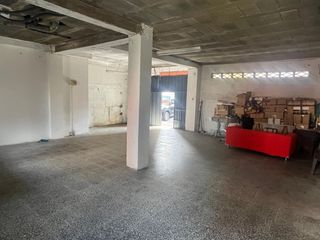 Local Comercial a Paseo de altamira 31. Local con proyecto de cambio a vivienda visado