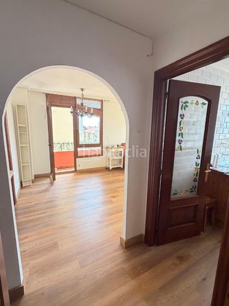 Foto 561e336b-7faa-46ea-8b5c-77b232428884. Pis a calle alta 48 a Numancia - San Fernando Santander