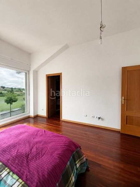 Foto ff86bcab-e8e3-41b2-aeee-15cd5c7a8eb4. Casa amb calefacció aparcament a Boo Piélagos