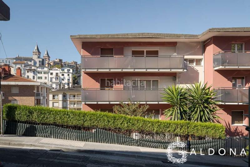 Foto c8e542c8-5575-47cd-925a-8d0f86f4b4f5. Pis amb calefacció aparcament a Antiguo Donostia - San Sebastián