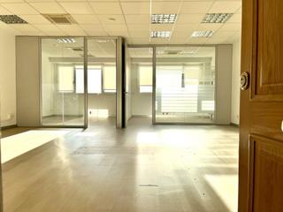 Alquiler Oficina  Tolosa hiribidea/ avenida de tolosa. Oficina acondicionada en edificio representativo de oficinas de