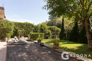 Appartement à Ibaeta. Impecable vivienda con gran jardín en el antiguo