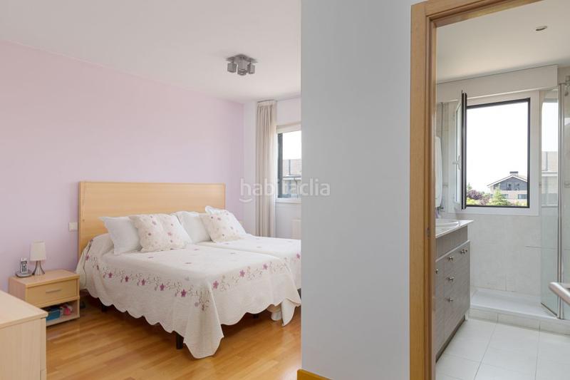 Foto 330fa077-604d-4764-b084-1bf6984cdf58. Semi detached house with heating parking pool in Iza