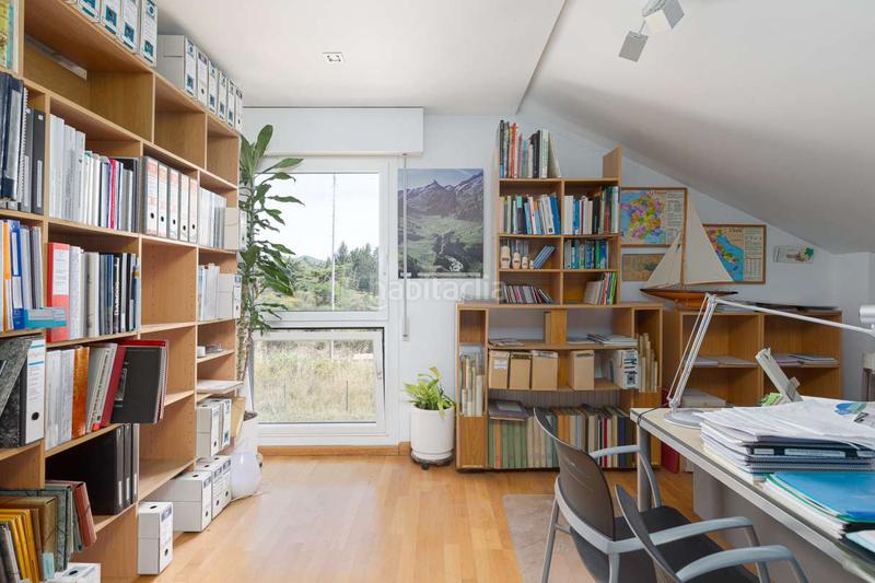 Foto 62cb321e-21a5-4008-a668-ef1f729b3089. Semi detached house with heating parking pool in Iza