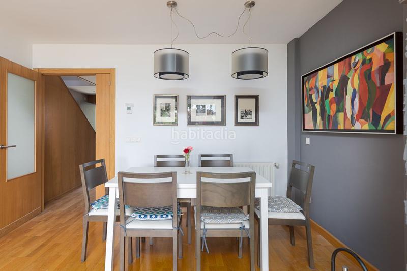 Foto ccc65e7d-33f4-4e16-bb55-6ae9afe81e6c. Semi detached house with heating parking pool in Iza