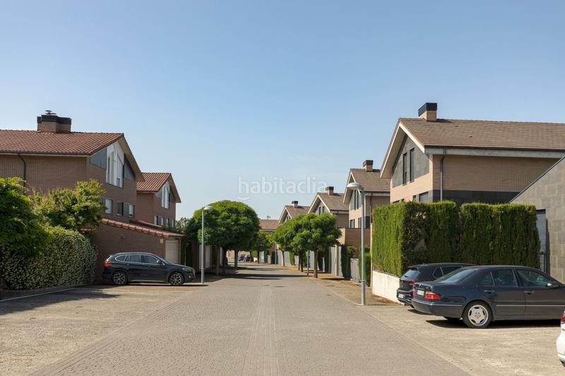 Foto df3b8878-e105-4d2a-aadc-ef8b4be331f1. Semi detached house with heating parking pool in Iza