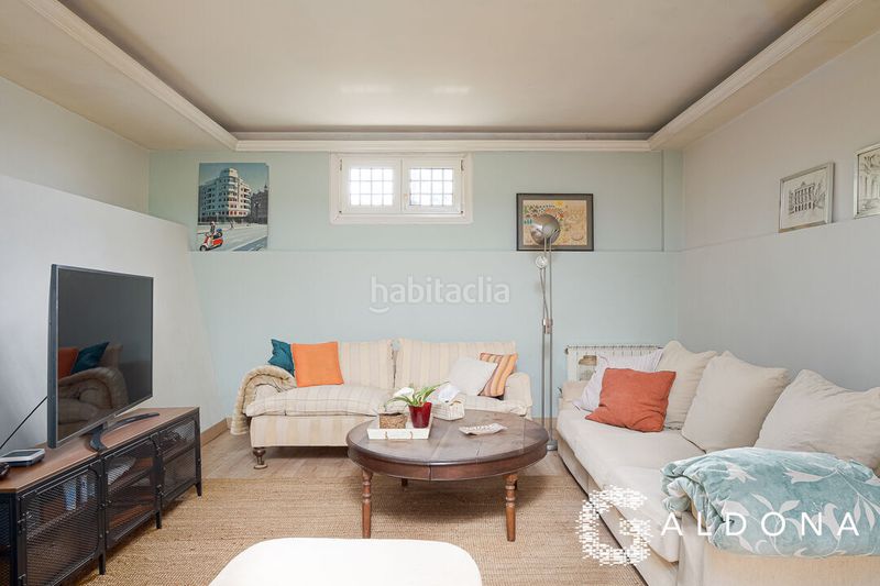 Foto a7b1824f-40f6-4023-ab9d-4774f45c09e9. Casa amb calefacció aparcament a Pasaia