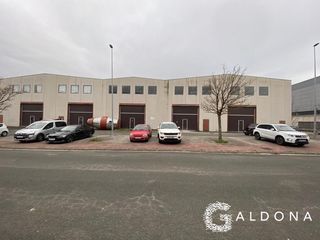 Fabrikhalle  Etxezarreta industrialdea auzoa. Pabellon de nueva construcción en aizarnazabal en venta.