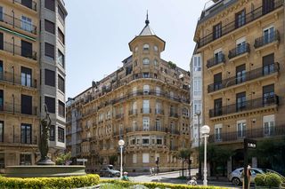 Flat  San martin kalea. 2 bonitas viviendas en única planta a un paso de la playa de la