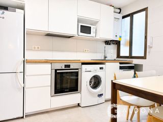 Location Appartement  General jauregi kalea. Piso de alquiler con 3 habitaciones en la parte vieja