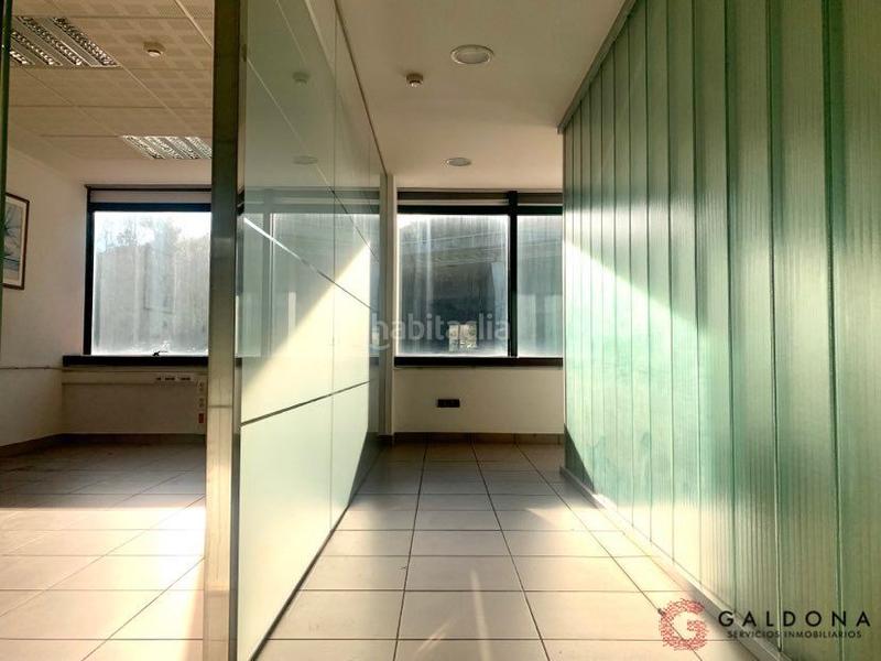 Foto af019ffa-43d8-4752-a4b6-3651421deda5. Oficina amb calefacció a Lasarte - Oria