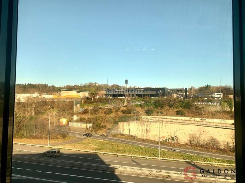 Foto ec49ed23-31b9-4121-aa94-9db029010f05. Oficina amb calefacció a Lasarte - Oria