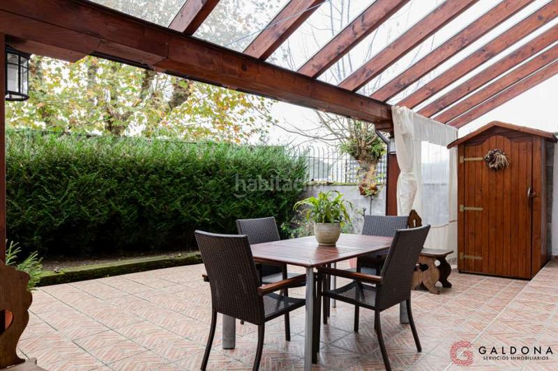Foto 03a3941e-d49d-4a12-acc2-1d605bff17b7. Casa adossada amb calefacció aparcament piscina a Donostia - San Sebastián
