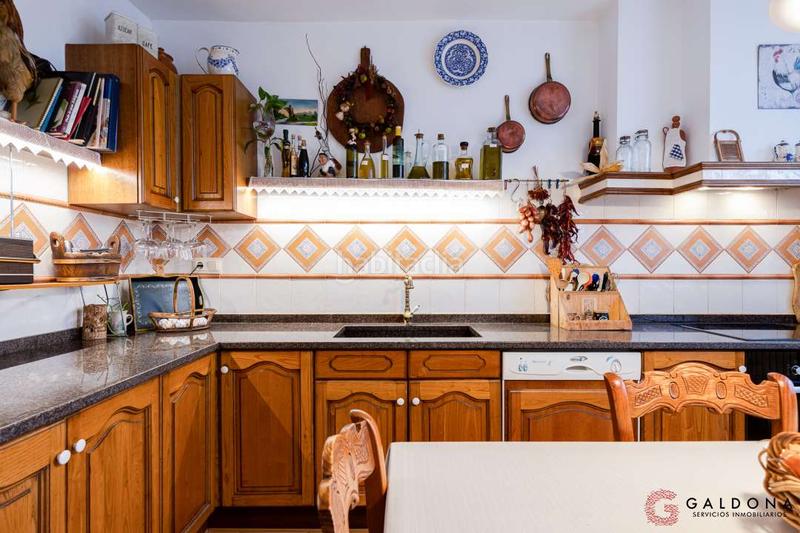 Foto e73a13b3-c851-4774-9e1c-98ff8c55a5c0. Casa adossada amb calefacció aparcament piscina a Donostia - San Sebastián