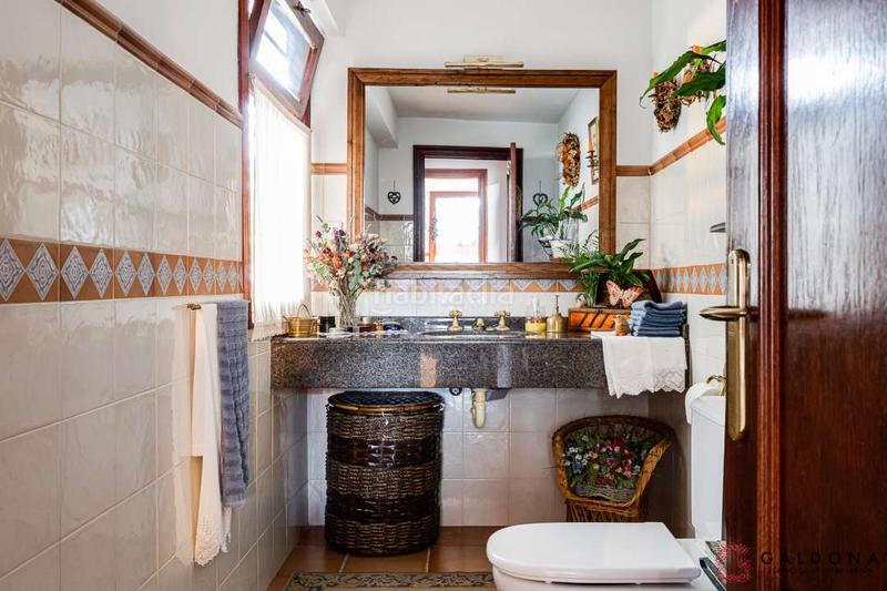 Foto fe146641-f7a3-41a4-b064-21994ffbb3ac. Casa adossada amb calefacció aparcament piscina a Donostia - San Sebastián