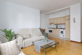 Pis  Lugaritz pasealekua. Apartamento situado en lugaritz
