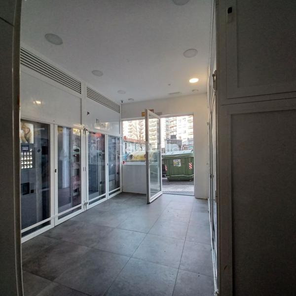 Foto 424e0b49-8b5a-4d25-85e5-dd66ff9d7d8c. Alquiler local comercial  en el Antiguo en Donostia - San Sebastián