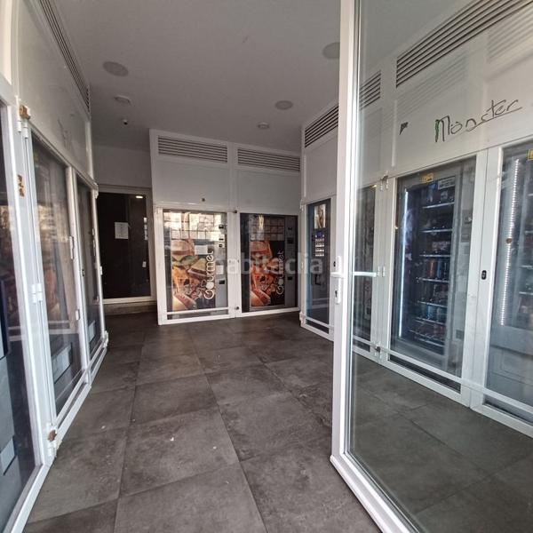 Foto 07bc4207-f149-42fd-9813-f43ea55140f4. Rent business premise in Antiguo Donostia - San Sebastián