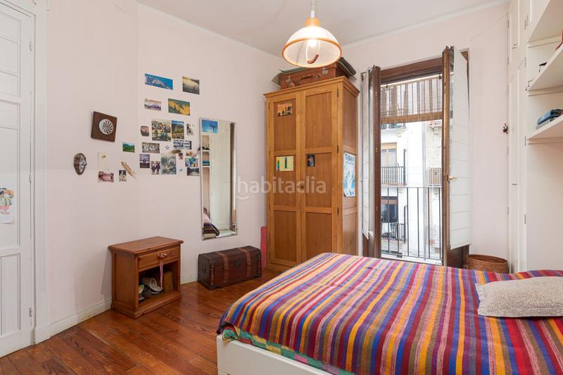 Foto f3b3de93-9280-4eaf-bac4-d1793656805a. Flat with heating in Parte Vieja Donostia - San Sebastián
