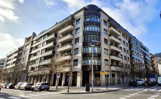 Aparcament cotxe a Antiguo