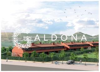 Casa adossada  Calle campo de golf zuasti. Nueva promoción en urbanización privada del campo de golf de zua