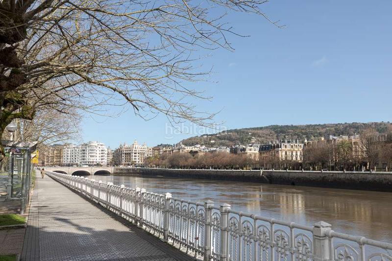 Foto f6e5b4a2-2b39-486d-b494-853b756a7278. Miete büro mit heizung in Área Romántica Donostia - San Sebastián