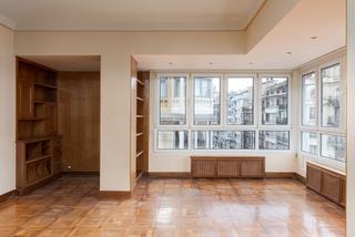 Pis  Iparragirre kalea. Bonita y luminosa vivienda en gros