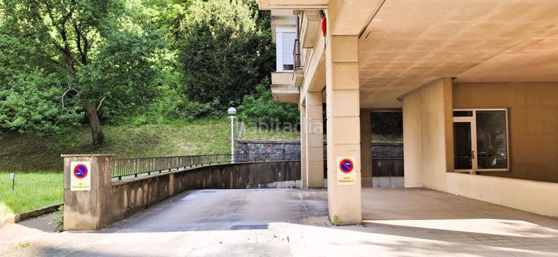 Foto b8f2070a-308f-4ef7-a6fc-959c24cabbbd. Alquiler parking coche garaje de alquiler en paseo ondarreta en Donostia - San Sebastián