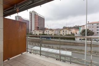 Pis  Zarautz kalea. Vivienda exterior de 3 habitaciones en el antiguo