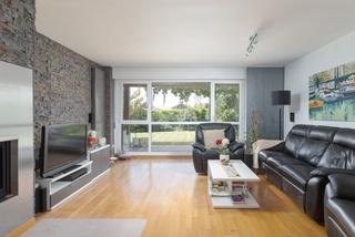 Casa adossada  Avenida concejo de iza. Villa en venta junto al campo de golf de zuasti en el concejo de