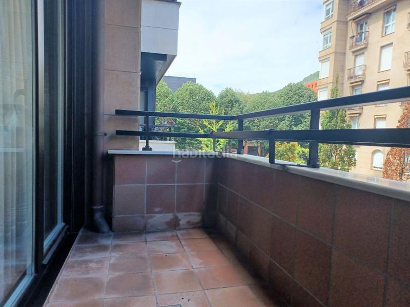 Foto 93f9c0bb-4bb7-4bf8-8eda-4156f8ac432c. Location appartement avec chauffage parking dans Ibaeta Donostia - San Sebastián