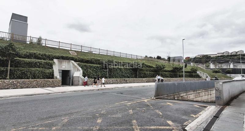 Foto 3e103d87-8d3f-4be9-8b64-542f19aa9a33. Aparcament cotxe a Pasaia