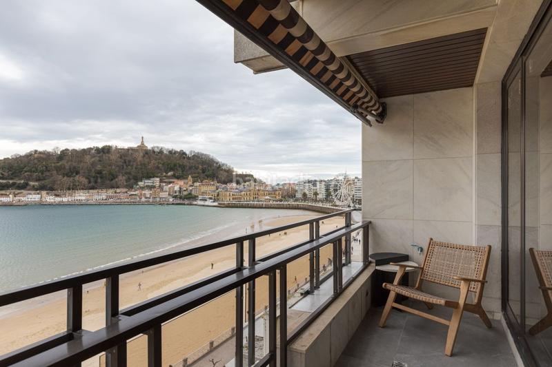 Foto 0ec74eb6-6ea0-4553-9cd9-431aa852cece. Lloguer pis amb calefacció aparcament a Área Romántica Donostia - San Sebastián