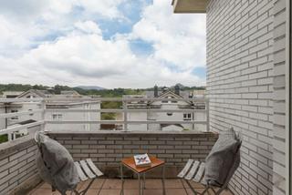 Dplex  Arturo campion kalea. Duplex en berio con amplia terraza, garaje y trastero