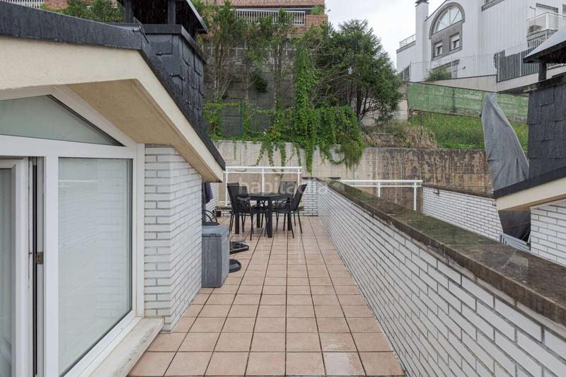 Foto 381ac401-22d9-4f4e-b96b-b34cde674479. Duplex con riscaldamento parcheggio piscina in Ibaeta Donostia - San Sebastián