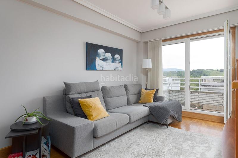 Foto 4f0628fa-ee4c-4d1f-95a4-897233754aec. Duplex con riscaldamento parcheggio piscina in Ibaeta Donostia - San Sebastián