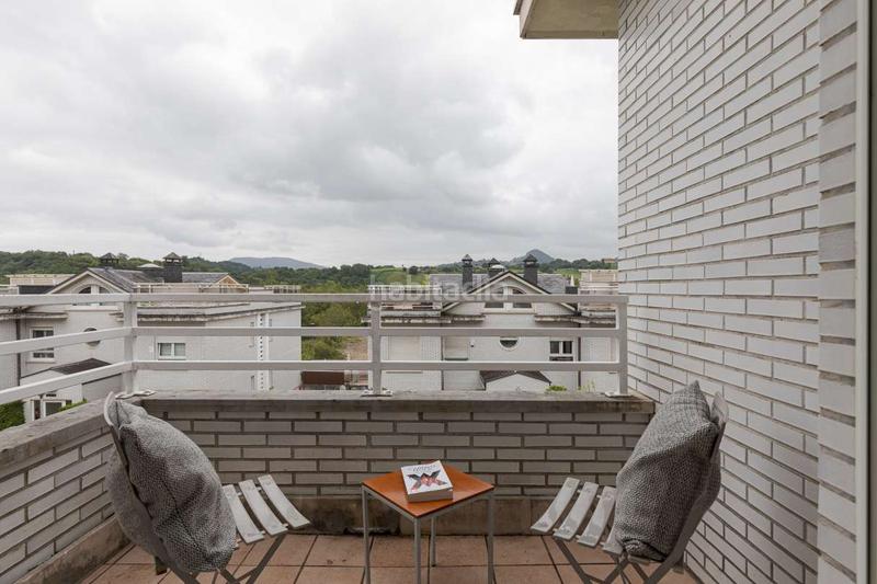 Foto e206a271-d3e2-4766-9ebe-62bc14d0b591. Duplex con riscaldamento parcheggio piscina in Ibaeta Donostia - San Sebastián