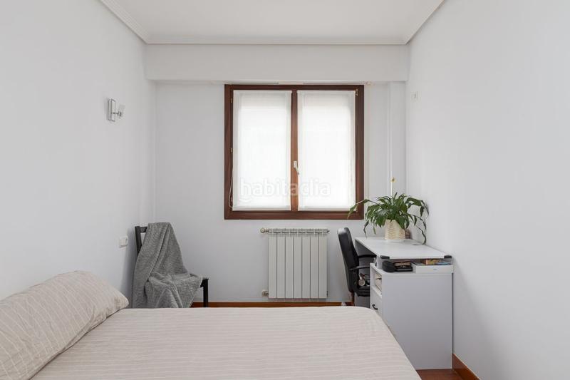 Foto 784d9e2a-ff32-4280-8a40-79890aeb051c. Piso impecable vivienda en el corazón del Antiguo en Donostia - San Sebastián