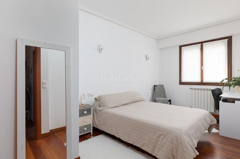 Foto 78b91c0a-1adb-4452-a60f-c4fb7b2a197d. Piso impecable vivienda en el corazón del Antiguo en Donostia - San Sebastián