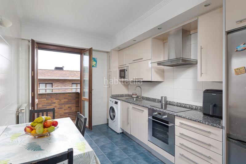 Foto 9f6a56b0-2e55-4ba9-a956-bd0272cfa401. Piso impecable vivienda en el corazón del Antiguo en Donostia - San Sebastián